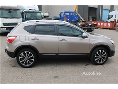 Samochód Nissan Qashqai 2.0 AUTOMATIC / CAMERA
