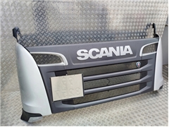 ATRAPA GÓRNA SCANIA R V8