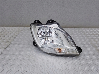 RELFEKTOR LAMPA PRAWA DAF CF XF EURO 6