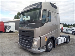 VOLVO FH4 - KABINA KOMPLETNA GLOBETROTTER