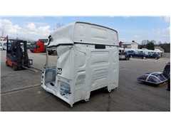RENAULT GAMA T RANGE 460 DTI ELEMENT KABINY USZKOD