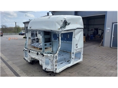 RENAULT GAMA T RANGE 460 DTI ELEMENT KABINY USZKOD