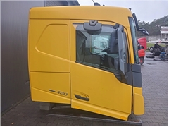 VOLVO FH4 KABINA / NISKA EURO6 2017