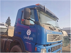 VOLVO FM13 NISKA KABINA DZIENNA 2009 EURO 5