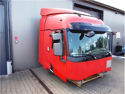 RENAULT GAMA T RANGE 460 DTI KABINA KOMPLETNA