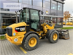 Ładowarka kołowa Caterpillar 908M