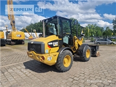 Ładowarka kołowa Caterpillar 908M