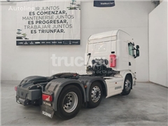 Scania G490 ejes 6x2/4