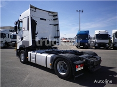 Renault T520 HIGH SLEEPER CAB