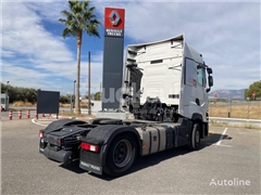 Renault T520 HIGH SLEEPER CAB