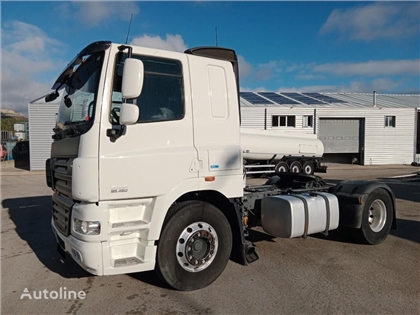 DAF CF Ciągnik siodłowy DAF CF 85.460