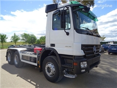 Mercedes Actros Ciężarówka hakowiec Mercedes-Benz ACTROS 33 44