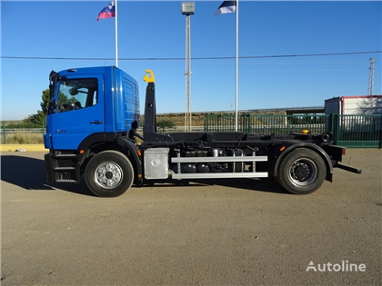 Mercedes Axor Ciężarówka hakowiec Mercedes-Benz AXOR 18 33