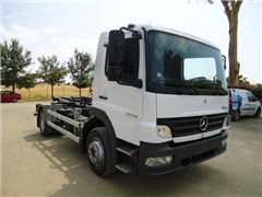 Mercedes Atego Ciężarówka hakowiec Mercedes-Benz ATEGO 13 23