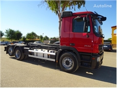 Mercedes Actros Ciężarówka hakowiec Mercedes-Benz ACTROS 25 44