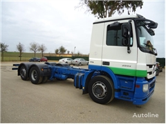 Mercedes Actros Ciężarówka podwozie Mercedes-Benz ACTROS 25 44