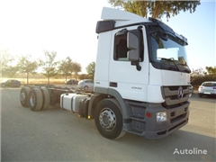 Mercedes Actros Ciężarówka podwozie Mercedes-Benz ACTROS 25 32