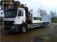 Mercedes Actros Ciężarówka do przewozu samochodów Mercedes-Benz ACTROS 25 32