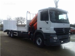 Mercedes Actros Ciężarówka do przewozu samochodów Mercedes-Benz ACTROS 25 32