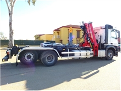 Mercedes Actros Ciężarówka hakowiec Mercedes-Benz ACTROS 25 45