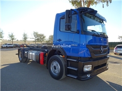 Mercedes Axor Ciężarówka hakowiec Mercedes-Benz AXOR 18 33