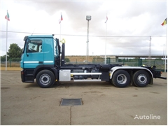 Mercedes Actros Ciężarówka hakowiec Mercedes-Benz Actros 2546