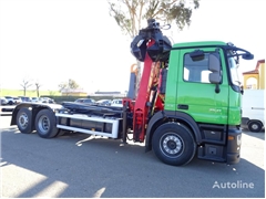 Mercedes Actros Ciężarówka hakowiec Mercedes-Benz  ACTROS 2541