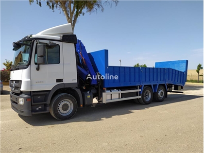 Mercedes Actros Ciężarówka do przewozu samochodów Mercedes-Benz ACTROS 25 32