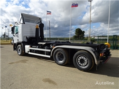 Mercedes Actros Ciężarówka hakowiec Mercedes-Benz ACTROS 25 46