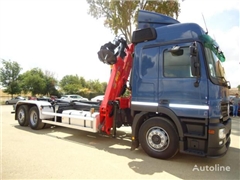 Mercedes Actros Ciężarówka hakowiec Mercedes-Benz ACTROS 25 44