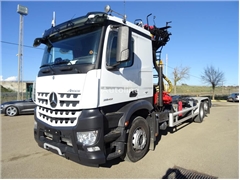 Mercedes Actros Ciężarówka hakowiec Mercedes-Benz ACTROS 25 45