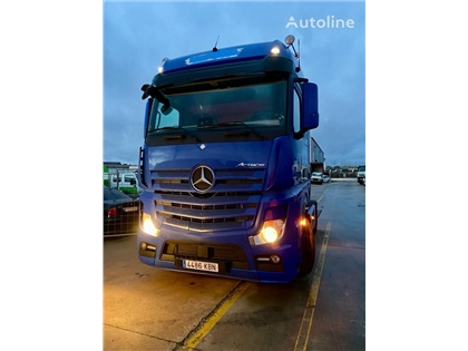 Mercedes Actros Ciągnik siodłowy Mercedes-Benz Actros 1845