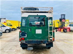 Sedan Land Rover DEFENDER 110 TD5