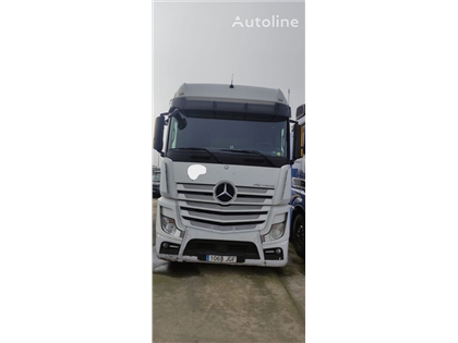 Mercedes Actros Ciągnik siodłowy Mercedes-Benz Actros 1851