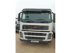 Volvo FM Ciągnik siodłowy Volvo FM440