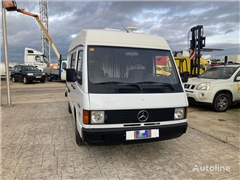 Kombi minibus Mercedes-Benz MB 140