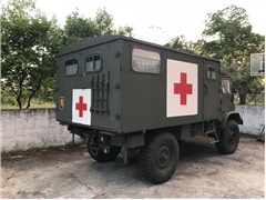 Mercedes UNIMOG 404