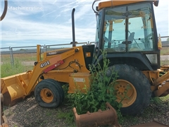 Koparko-ładowarka John Deere 410E