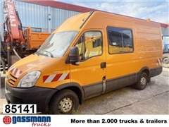 Bus pasażerski IVECO Daily 35S12 2,3 HPI 4x2, 8 Si