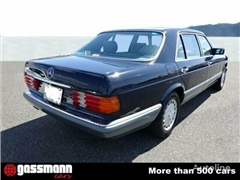 Sedan Mercedes-Benz 420 SEL Limousine W126, mehrfa