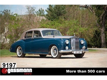 Sedan Rolls-Royce Silver Cloud II Saloon LWB, RHD