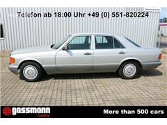 Sedan Mercedes-Benz 300 SE Limousine W126, mehrfac