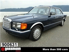 Sedan Mercedes-Benz 560 SEL Limousine W126, mehrfa