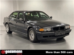 Sedan BMW 750 iL V12 Typ 7/ GK Limousine Panzer Ar