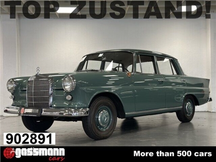 Sedan Mercedes-Benz 190 C Limousine Heckflosse - W