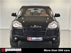 SUV Porsche Cayenne Turbo S