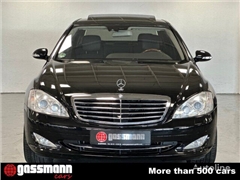 Sedan Mercedes-Benz S 600 Limousine Lang