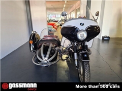 Motor BMW R 69S mit Beiwagen