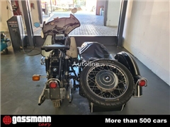 Motor BMW R 60 mit Beiwagen