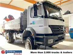 Mercedes Axor Wywrotka Mercedes-Benz Axor 1833 AK 4x4 mit Heckkran Atlas 105.2-A2L